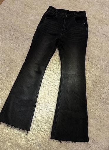 Черные джинсы клеш
Размер 29 размер. Отличное состояние.
1500 сом at lalafo.kg Черные джинсы клеш
Размер 29 размер. Отличное состояние.
1500 сом