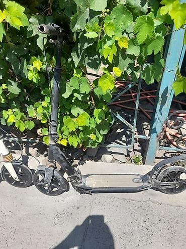 Самокат городской складной, колеса большого диаметра подходить для 7 at lalafo.kg Самокат городской складной, колеса большого диаметра подходить для 7
