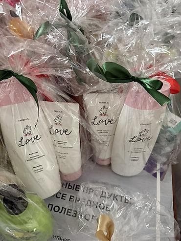 Подарочные наборы косметики Faberlic - Наборы упакованы в прозрачную at lalafo.kg Подарочные наборы косметики Faberlic - Наборы упакованы в прозрачную