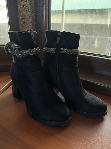 Женские ботильоны черные с декором - Модель: ботильоны на устойчивом at lalafo.kg Женские ботильоны черные с декором - Модель: ботильоны на устойчивом