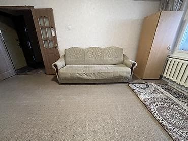 Прямой диван at lalafo.kg Прямой диван