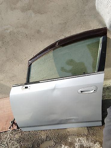 Дверь Передняя правая Honda, Б/у, Оригинал at lalafo.kg Дверь Передняя правая Honda, Б/у, Оригинал