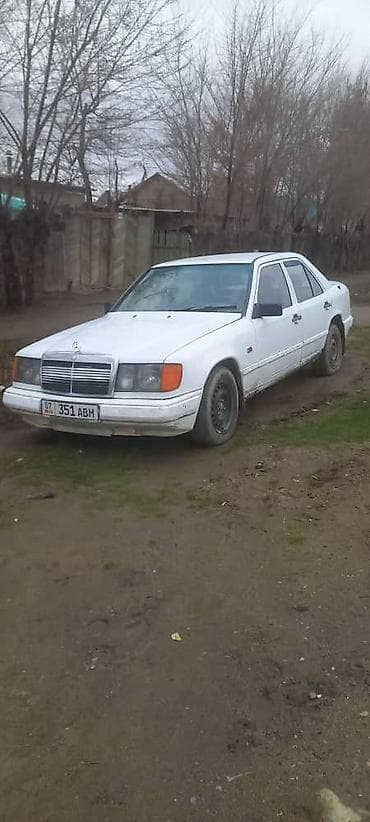 Mercedes-Benz W124: 1988 г., 2 л, Механика, Бензин, Седан at lalafo.kg Mercedes-Benz W124: 1988 г., 2 л, Механика, Бензин, Седан