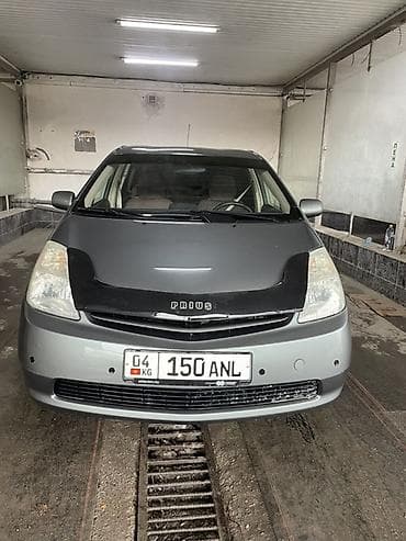 Toyota Prius: 2003 г., Гибрид, Хэтчбэк at lalafo.kg Toyota Prius: 2003 г., Гибрид, Хэтчбэк