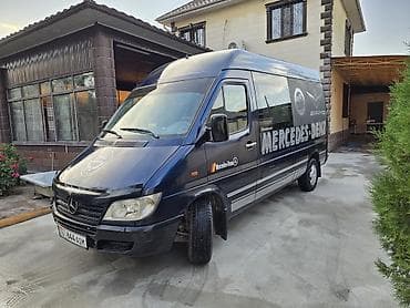 Легкий грузовик, Mercedes-Benz, Дубль, 2 т, Б/у at lalafo.kg Легкий грузовик, Mercedes-Benz, Дубль, 2 т, Б/у