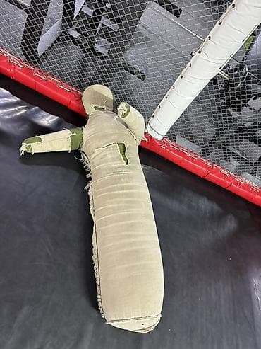 Тренировочный манекен для борьбы/джиу-джитсу - Форма «человечка» с at lalafo.kg Тренировочный манекен для борьбы/джиу-джитсу - Форма «человечка» с