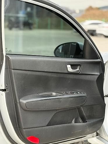 Kia K5: 2021 г., 2 л, Типтроник, Газ, Седан at lalafo.kg Kia K5: 2021 г., 2 л, Типтроник, Газ, Седан