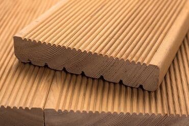 Террасная доска (декинг) из древесины с продольным рифлением at lalafo.kg Террасная доска (декинг) из древесины с продольным рифлением