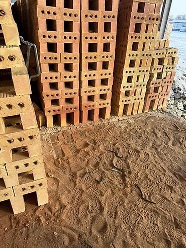 Кирпич керамический пустотелый (перфорированный), строительный. - at lalafo.kg Кирпич керамический пустотелый (перфорированный), строительный. -