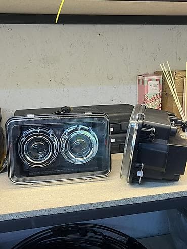 Комплект передних фар Volvo 2002 г., Новый, Аналог, Китай at lalafo.kg Комплект передних фар Volvo 2002 г., Новый, Аналог, Китай