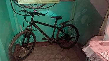 Горный велосипед с колесами 26". Прочная стальная рама, жесткая вилка at lalafo.kg Горный велосипед с колесами 26". Прочная стальная рама, жесткая вилка