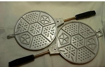 С ДОСТАВКОЙ БЕСПЛАТНОЙ ВАФЕЛЬНИЦА Почти не использовались, лежали на at lalafo.kg С ДОСТАВКОЙ БЕСПЛАТНОЙ ВАФЕЛЬНИЦА Почти не использовались, лежали на