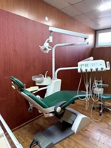 Стоматологическая установка с креслом и верхней подачей инструментов at lalafo.kg Стоматологическая установка с креслом и верхней подачей инструментов