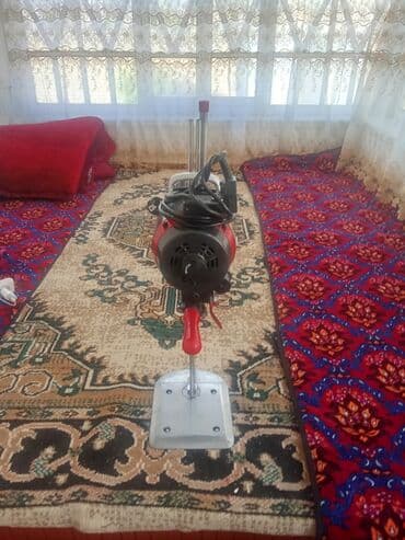 Промышленный раскройный нож BRUCE BRC-1-3 (ручной вертикальный) - at lalafo.kg Промышленный раскройный нож BRUCE BRC-1-3 (ручной вертикальный) -