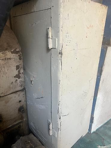 Продается сейф 4шт 2шт песочный 2шт металический Состояние хорошая at lalafo.kg Продается сейф 4шт 2шт песочный 2шт металический Состояние хорошая