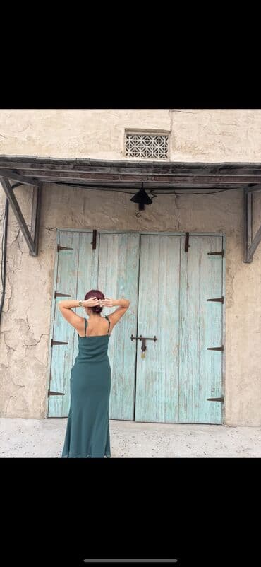 Вечернее платье, Классическое, Длинная модель, Без рукавов, S at lalafo.kg Вечернее платье, Классическое, Длинная модель, Без рукавов, S