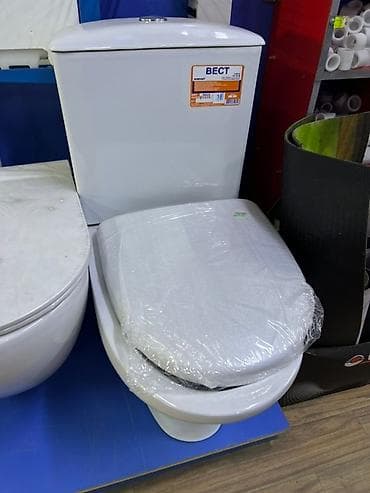 Унитаз Напольный, Материал: Фарфор at lalafo.kg Унитаз Напольный, Материал: Фарфор