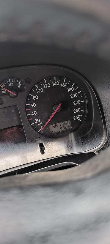 Volkswagen Bora: 2000 г., 1.6 л, Механика, Бензин, Седан at lalafo.kg — 2 Volkswagen Bora: 2000 г., 1.6 л, Механика, Бензин, Седан — 2