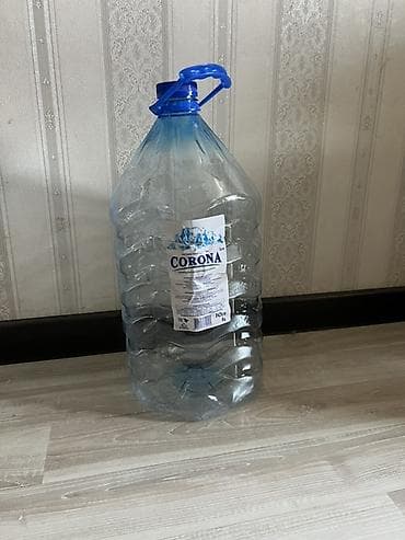 Пластиковые бутыли 10 л CORONA 40 штук - Объем: 10 литров - Материал at lalafo.kg Пластиковые бутыли 10 л CORONA 40 штук - Объем: 10 литров - Материал