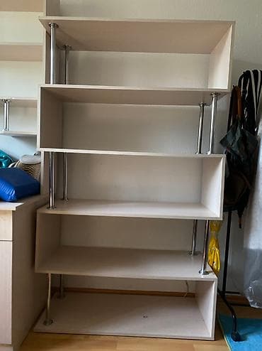 Офис креслолору: Полка со столом в комплекте. В отличном состоянии. 25.000 за весь lalafo.kg да — 1 Офис креслолору: Полка со столом в комплекте. В отличном состоянии. 25.000 за весь — 1