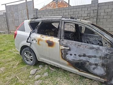 Автомобиль после пожара — на разбор/металл. Тип кузова: универсал, 5 at lalafo.kg Автомобиль после пожара — на разбор/металл. Тип кузова: универсал, 5