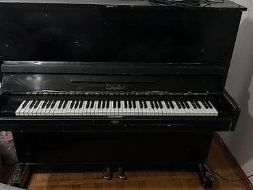 Пианино «Ижевск» (вертикальное, акустическое) - Классический корпус at lalafo.kg Пианино «Ижевск» (вертикальное, акустическое) - Классический корпус