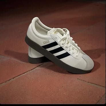 Кроссовки, 39, Adidas Originals, Новый, цвет - Белый, Бесплатная доставка at lalafo.kg Кроссовки, 39, Adidas Originals, Новый, цвет - Белый, Бесплатная доставка