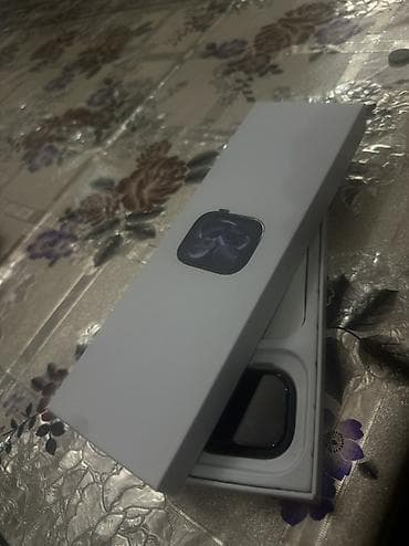 Новые часы Apple Watch 10 Есть ремешок и зарядка Торг есть. Причина at lalafo.kg Новые часы Apple Watch 10 Есть ремешок и зарядка Торг есть. Причина