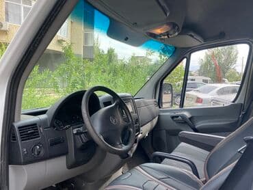 Легкий грузовик, Mercedes-Benz, Стандарт, До 1 т, Б/у at lalafo.kg Легкий грузовик, Mercedes-Benz, Стандарт, До 1 т, Б/у