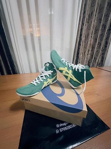 Мужские кроссовки, 41, Asics, Б/у, цвет - Зеленый at lalafo.kg Мужские кроссовки, 41, Asics, Б/у, цвет - Зеленый