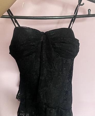 Черное кружевной топ на тонких регулируемых бретелях. Корсетный верх с at lalafo.kg Черное кружевной топ на тонких регулируемых бретелях. Корсетный верх с