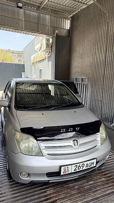 Toyota Ist: 2003 г., 1.5 л, Автомат, Бензин, Хэтчбэк at lalafo.kg Toyota Ist: 2003 г., 1.5 л, Автомат, Бензин, Хэтчбэк