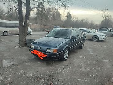 Volkswagen Passat: 1989 г., 1.8 л, Механика, Бензин, Седан at lalafo.kg Volkswagen Passat: 1989 г., 1.8 л, Механика, Бензин, Седан