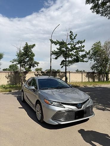 Toyota Camry: 2020 г., 2.5 л, Гибрид, Седан at lalafo.kg Toyota Camry: 2020 г., 2.5 л, Гибрид, Седан