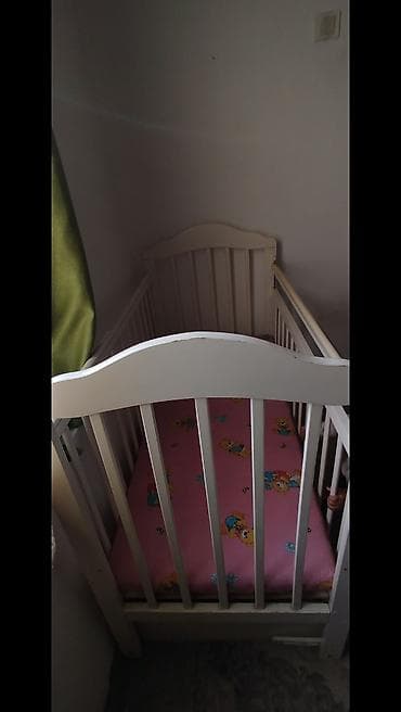 Детская односпальная кровать, Для девочки, С матрасом, Дерево at lalafo.kg Детская односпальная кровать, Для девочки, С матрасом, Дерево