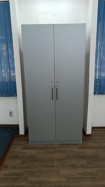 Офисный шкаф, Б/у, цвет - Серый, ЛДСП at lalafo.kg Офисный шкаф, Б/у, цвет - Серый, ЛДСП