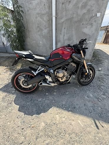 Naked Honda, 650 куб. см, Бензин, Взрослый, Б/у at lalafo.kg Naked Honda, 650 куб. см, Бензин, Взрослый, Б/у