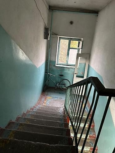 1 комната, 30 м², 2 этаж at lalafo.kg 1 комната, 30 м², 2 этаж