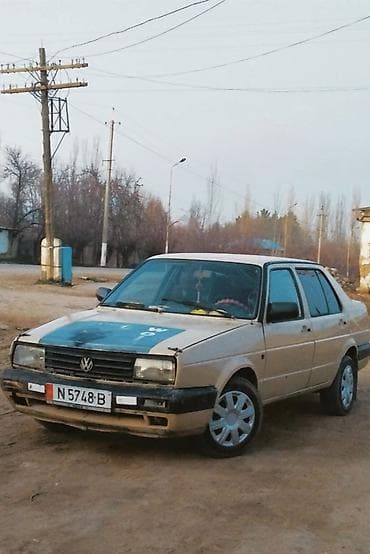 Volkswagen Jetta: 1987 г., Механика, Бензин, Седан at lalafo.kg Volkswagen Jetta: 1987 г., Механика, Бензин, Седан