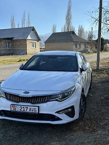 Kia K5: 2018 г., 2 л, Типтроник, Газ, Седан at lalafo.kg Kia K5: 2018 г., 2 л, Типтроник, Газ, Седан
