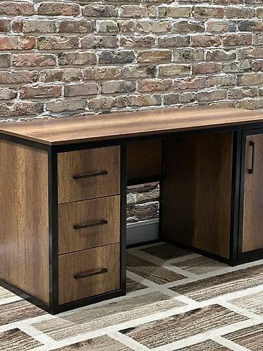 Компьютерный стол
Размер : 150х60х75 at lalafo.kg Компьютерный стол
Размер : 150х60х75