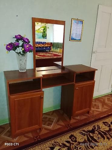 Спальный гарнитур в классическом стиле (цвет тёплый орех) камплек at lalafo.kg Спальный гарнитур в классическом стиле (цвет тёплый орех) камплек