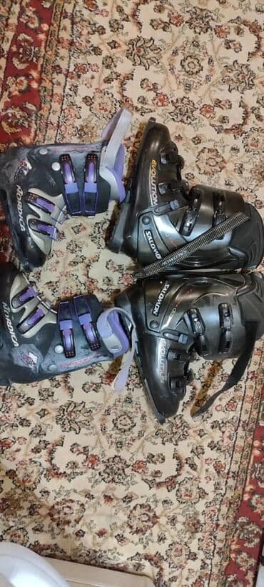 Универсальные, С креплениями, Б/у at lalafo.kg Универсальные, С креплениями, Б/у