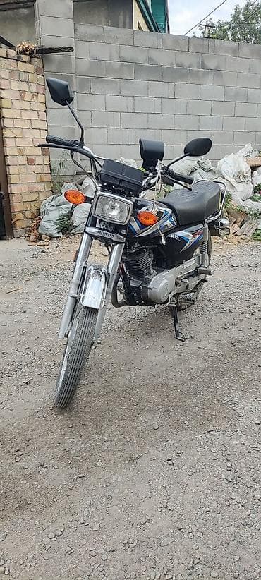 Мотоцикл дорожный Honda CG (линейка CG/CB), черный. Характеристики и at lalafo.kg — 3 Мотоцикл дорожный Honda CG (линейка CG/CB), черный. Характеристики и — 3