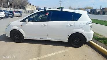 Oldsmobile: Toyota Corolla Verso: 2004 г., 2 л, Автомат, Бензин, Минивэн at lalafo.kg — 2 Oldsmobile: Toyota Corolla Verso: 2004 г., 2 л, Автомат, Бензин, Минивэн — 2