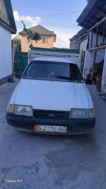 Легкий грузовик, Стандарт, Б/у at lalafo.kg Легкий грузовик, Стандарт, Б/у