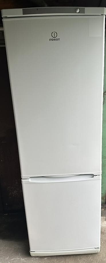 Холодильник Indesit, Двухкамерный, 60 * at lalafo.kg Холодильник Indesit, Двухкамерный, 60 *