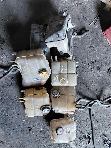 Бачок Ford Б/у, Оригинал, США at lalafo.kg Бачок Ford Б/у, Оригинал, США