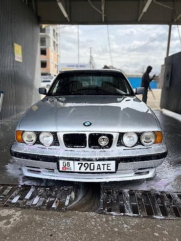 BMW 5 series: 1990 г., 2.8 л, Бензин, Седан at lalafo.kg BMW 5 series: 1990 г., 2.8 л, Бензин, Седан
