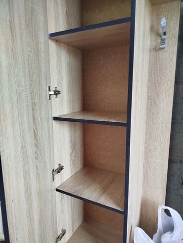 Шкаф-прихожая, С зеркалом, ЛДСП at lalafo.kg Шкаф-прихожая, С зеркалом, ЛДСП